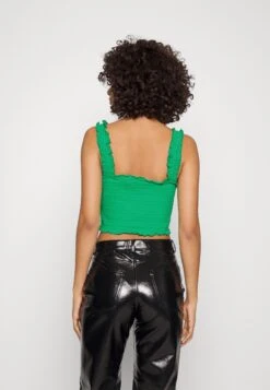 Vero Moda Vmmedosiabel Crop - Top - Bright Green -Vero Moda ad366017ab2a40b4b0e477180be1f3cb