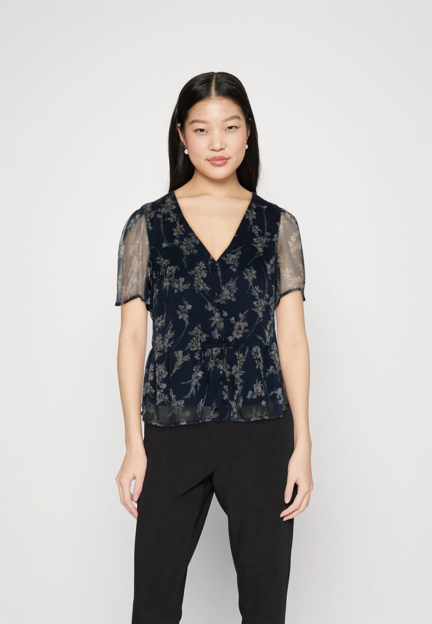Vero Moda Vmsmilla V Neck Peplum - Blouse - Night Sky Vega 1 Vero Moda Vmsmilla V Neck Peplum - Blouse - Night Sky Vega