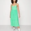 Vero Moda Tall Vmcamil Singlet Calf Dress - Jerseyjurk - Bright Green