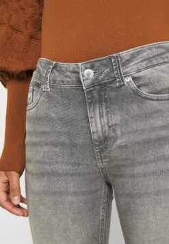 Vero Moda Vmpeach - Jeans Skinny Fit - Medium Grey Denim -Vero Moda b5f173db4f1049ec909a50b82d112615