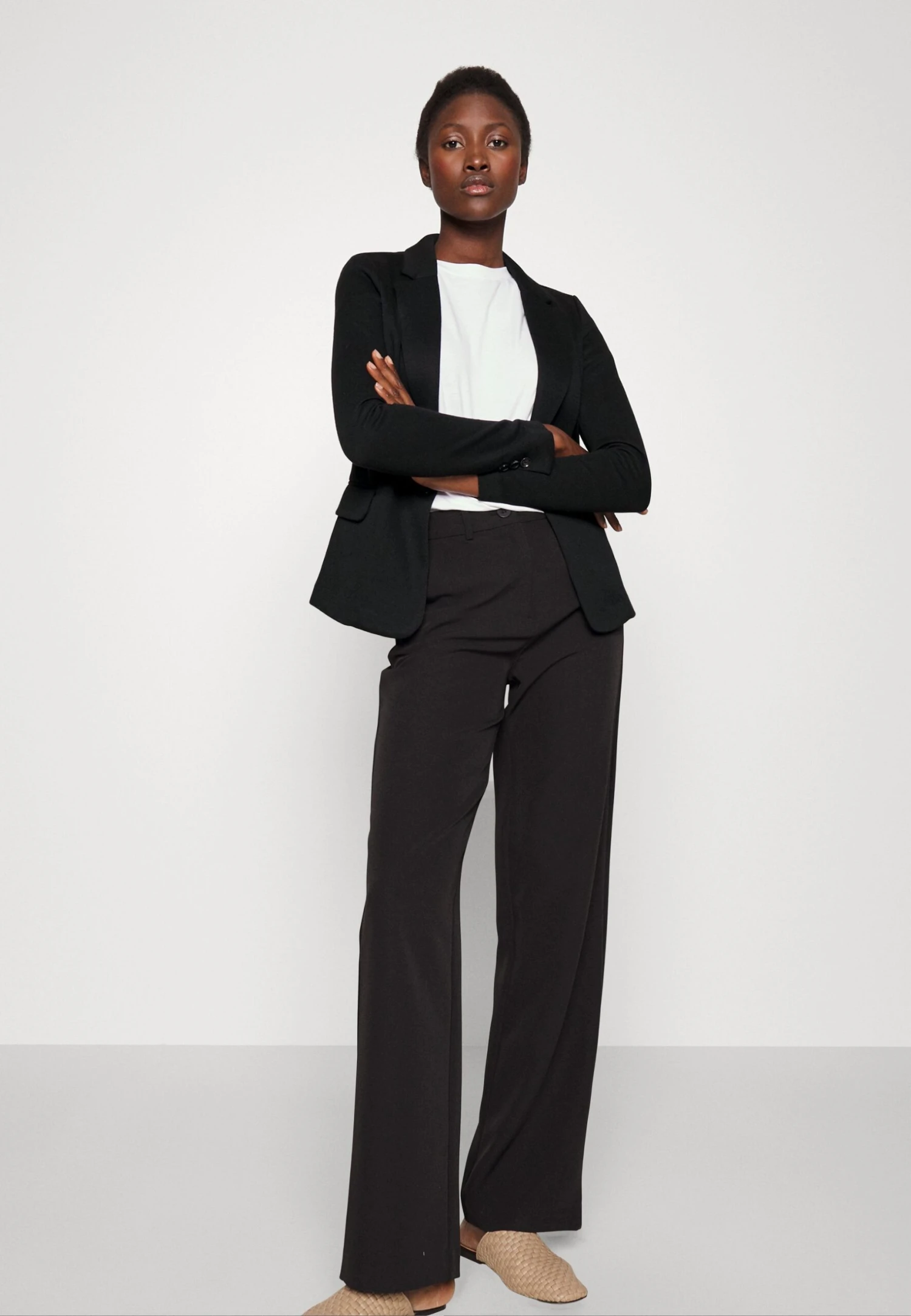 Vero Moda Tall Vmjulia - Blazer - Black 4 Vero Moda Tall Vmjulia - Blazer - Black - Afbeelding 4