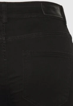 Vero Moda Peachy Noos - Bootcut Jeans - Black -Vero Moda c28c2998c4244ddcba9bc02f7a7a0fc7