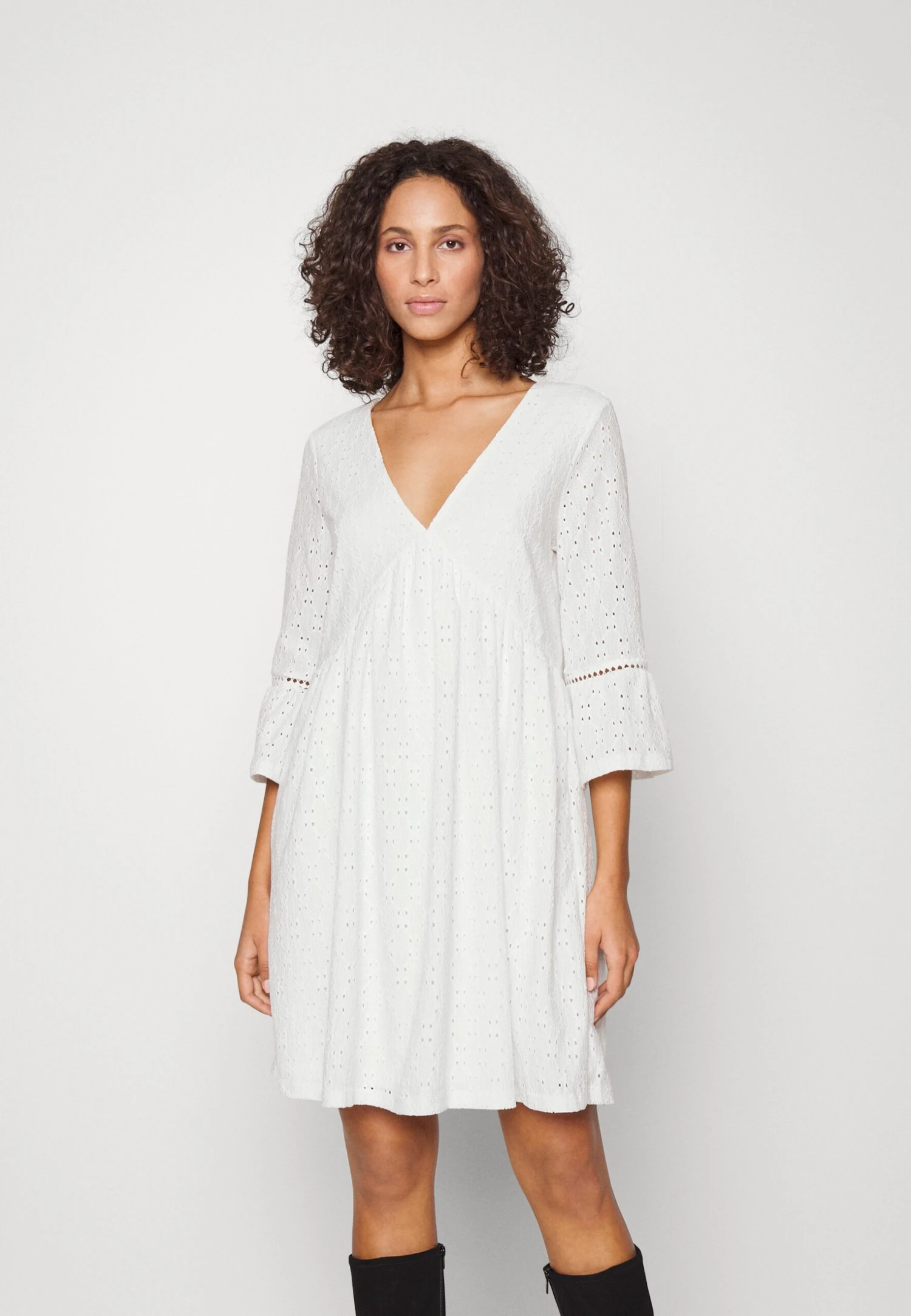 Vero Moda Tall Vmmarcy Short Dress- Jurk - Snow White 1 Vero Moda Tall Vmmarcy Short Dress- Jurk - Snow White