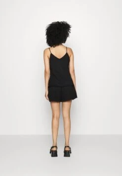 Vero Moda Petite Vmhoney Lace- Shorts - Black -Vero Moda c5dc11a8881e4d9da89d9492ea970b90