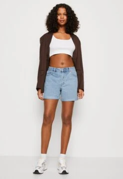 Vero Moda Vmzuri Hr Mix Noos - Jeansshort - Light Blue Denim -Vero Moda cb8aaf82dde64b1093d769eb17e9696a