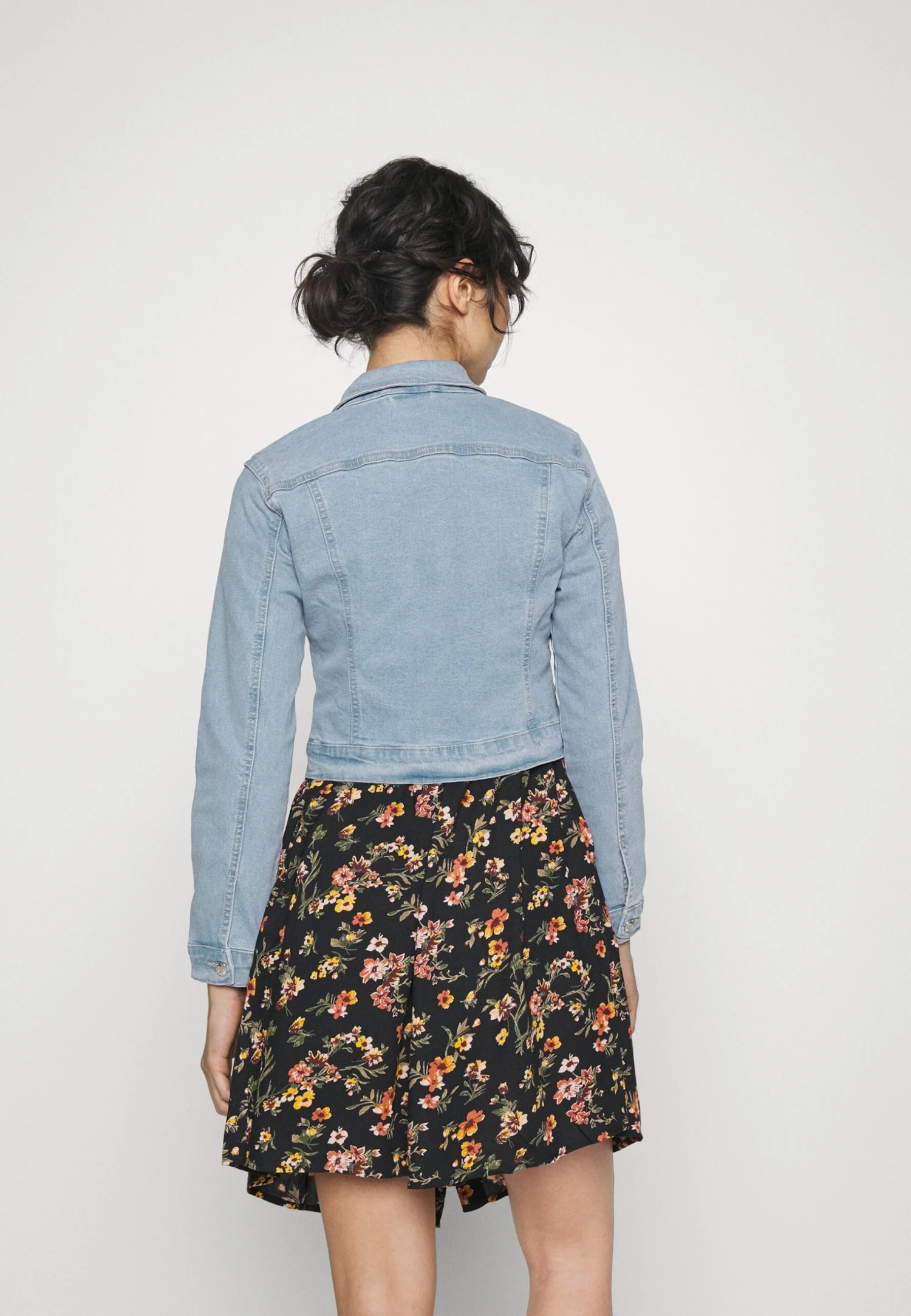 Vero Moda Petite Jacket - Spijkerjas - Light Blue 3 Vero Moda Petite Jacket - Spijkerjas - Light Blue - Afbeelding 3