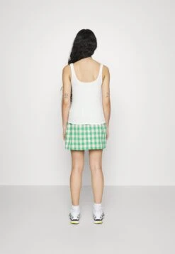 Vero Moda Petite Mini Skirt- Minirok - Bright Green/Birch -Vero Moda dcfbb7a8e5fc434ab8bf278efdc646c0