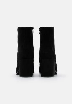 Vero Moda Vmrea Boot - Korte Laarzen - Black -Vero Moda debbd0f70ec141469faf430172dfa4a2