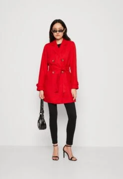 Voorkant -Vero Moda e0ce122f92fd4df4a839467536e1fbbd