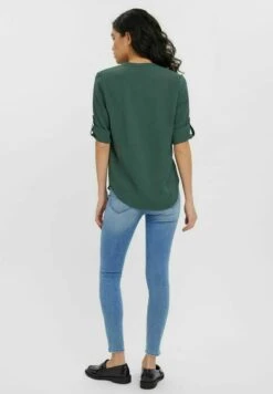 Vero Moda Mit 3/4 Ärmeln V-Ausschnitt - Blouse - Cilantro -Vero Moda e40132db0eae45589aa34153ef1e1aef