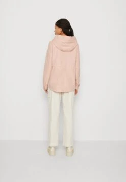 Vero Moda VmpernillefieNoos - Lichte Jas - Misty Rose 8 Vero Moda VmpernillefieNoos - Lichte Jas - Misty Rose -Vero Moda e6b7ed96ccd34325b69e9f4617962e20