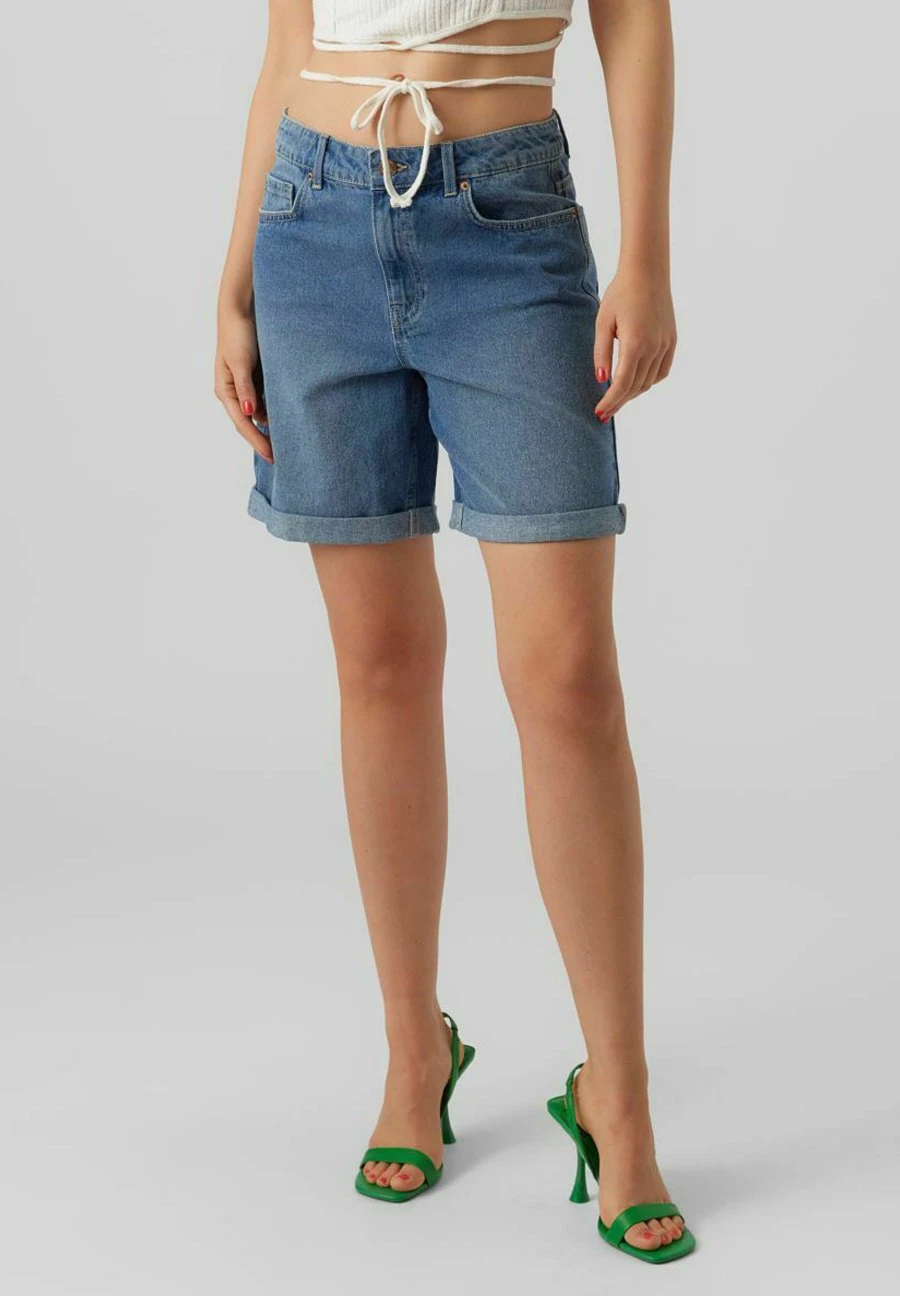 Vero Moda Jeansshort - Medium Blue Denim 1 Vero Moda Jeansshort - Medium Blue Denim