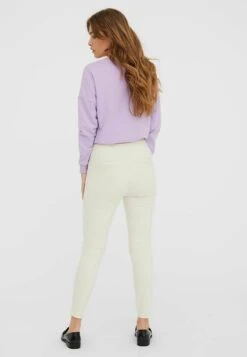 Vero Moda Vmeva MrString Ga Noos - Trainingsbroek - Birch -Vero Moda f3aad9bb4dce4a00a243d5ca1019329d