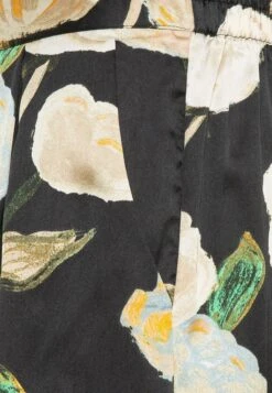 Vero Moda Tall Vmrenee Wide Pants - Broek - Black/Renee -Vero Moda f47f100c76ba4d3e9060c4ca071c1a12