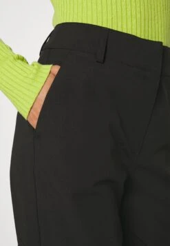 Vero Moda Petite Vmzelda Straight Pant - Cargobroek - Black -Vero Moda f4c7f1007cd74c04ba03a0b299416541