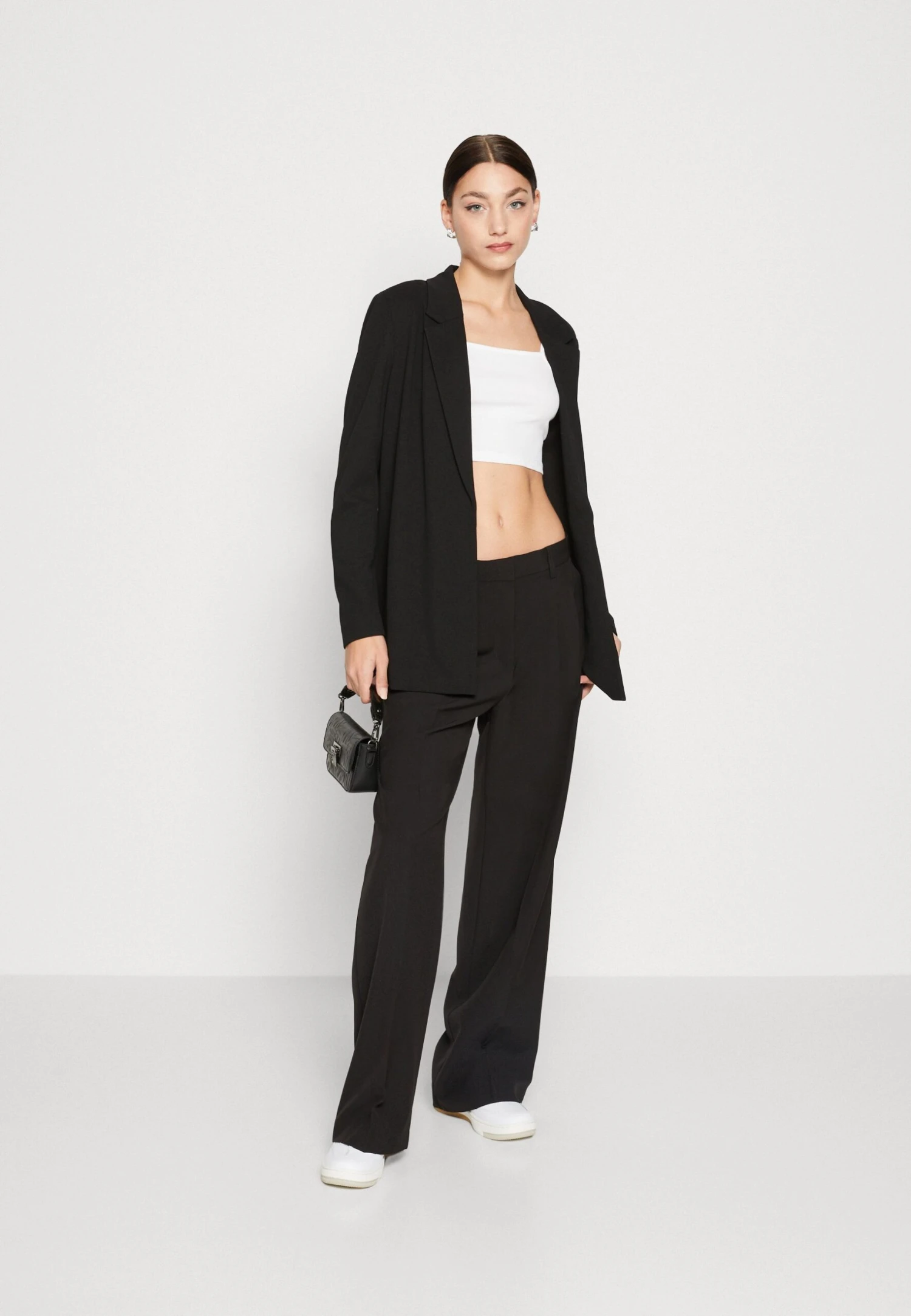 Vero Moda Vmlivamaria Long - Blazer - Black 2 Vero Moda Vmlivamaria Long - Blazer - Black - Afbeelding 2
