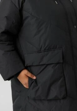 Vero Moda Curve Winterjas - Black -Vero Moda fcc63a7531b34d848c84a280479404be